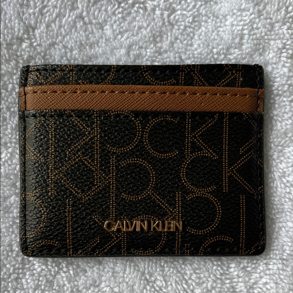 Calvin Klein Black and Tan Card Holder
